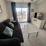 Castle Harbour 8