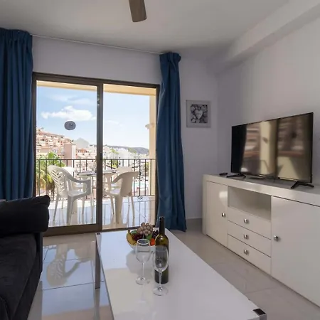 Castle Harbour 8 Apartment *