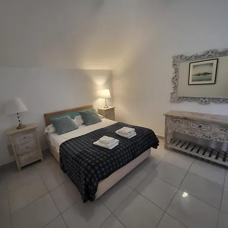 Castle Harbour 8 Daire *